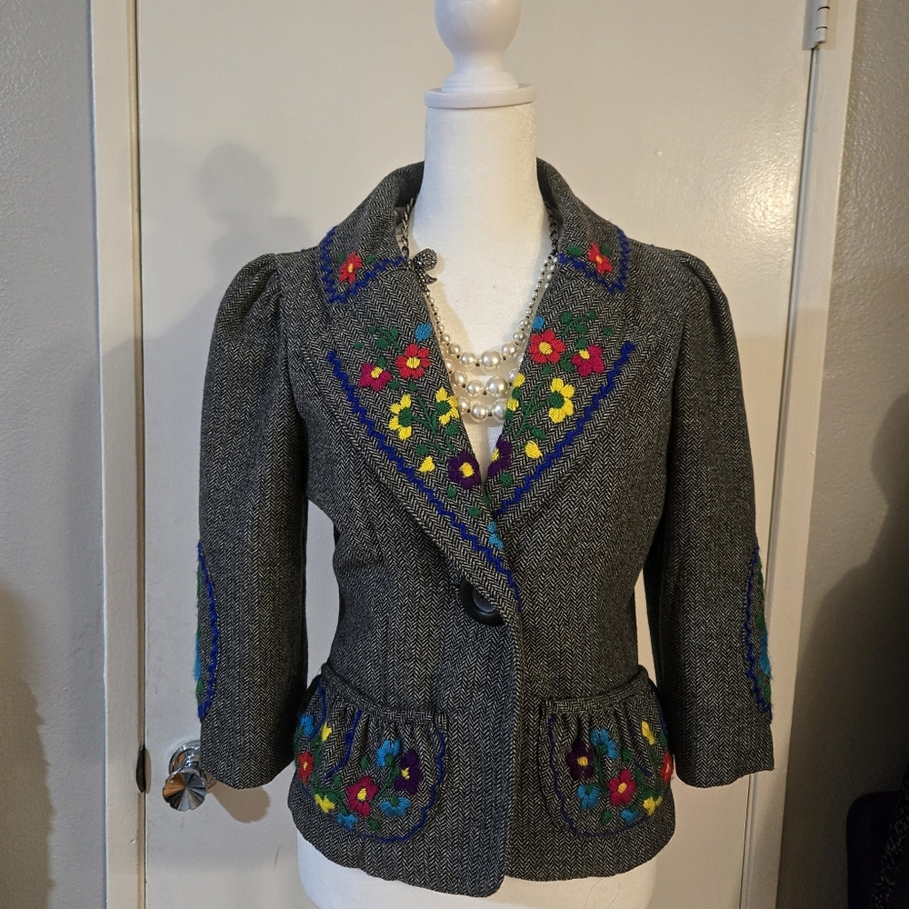 Voom by Joy Han Women’s Colorful Floral Embroidered Gray Jacket Size Small